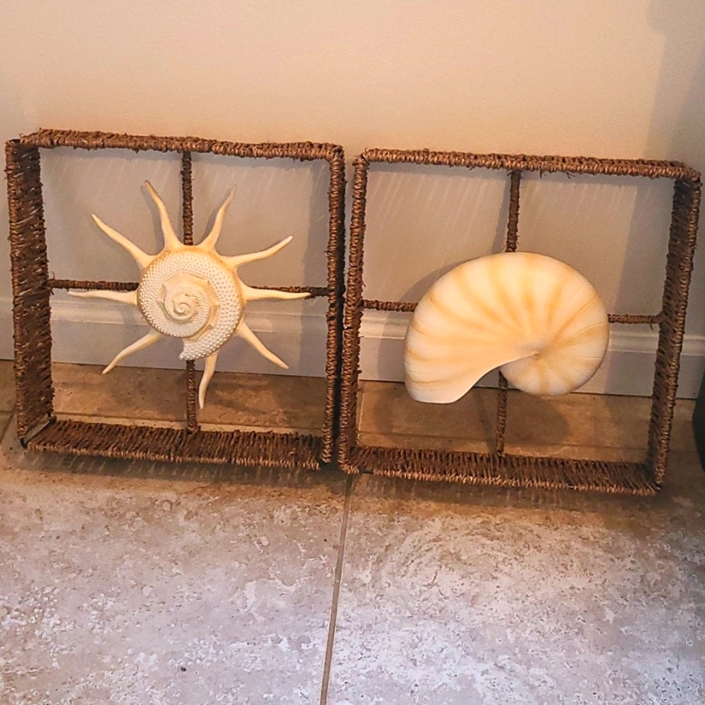 Two Beachy Themed Wall Decor Items